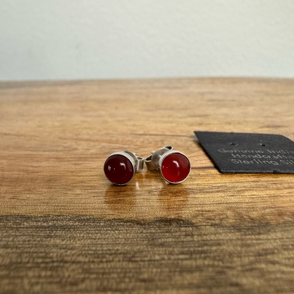Sterling Silver & Carnelian Stud Earrings - Picture 4 of 4